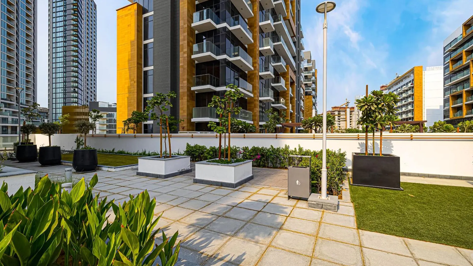 Brand New Studio In Azizi Riviera Dubai
